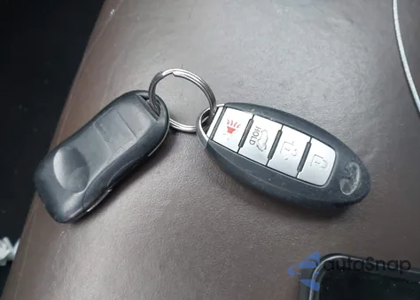 2013 Infiniti Jx35 z USA, uszkodzony, nr VIN 5N1AL0MM2DC326276